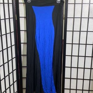 Sensational Collection Maxi Skirt Size M